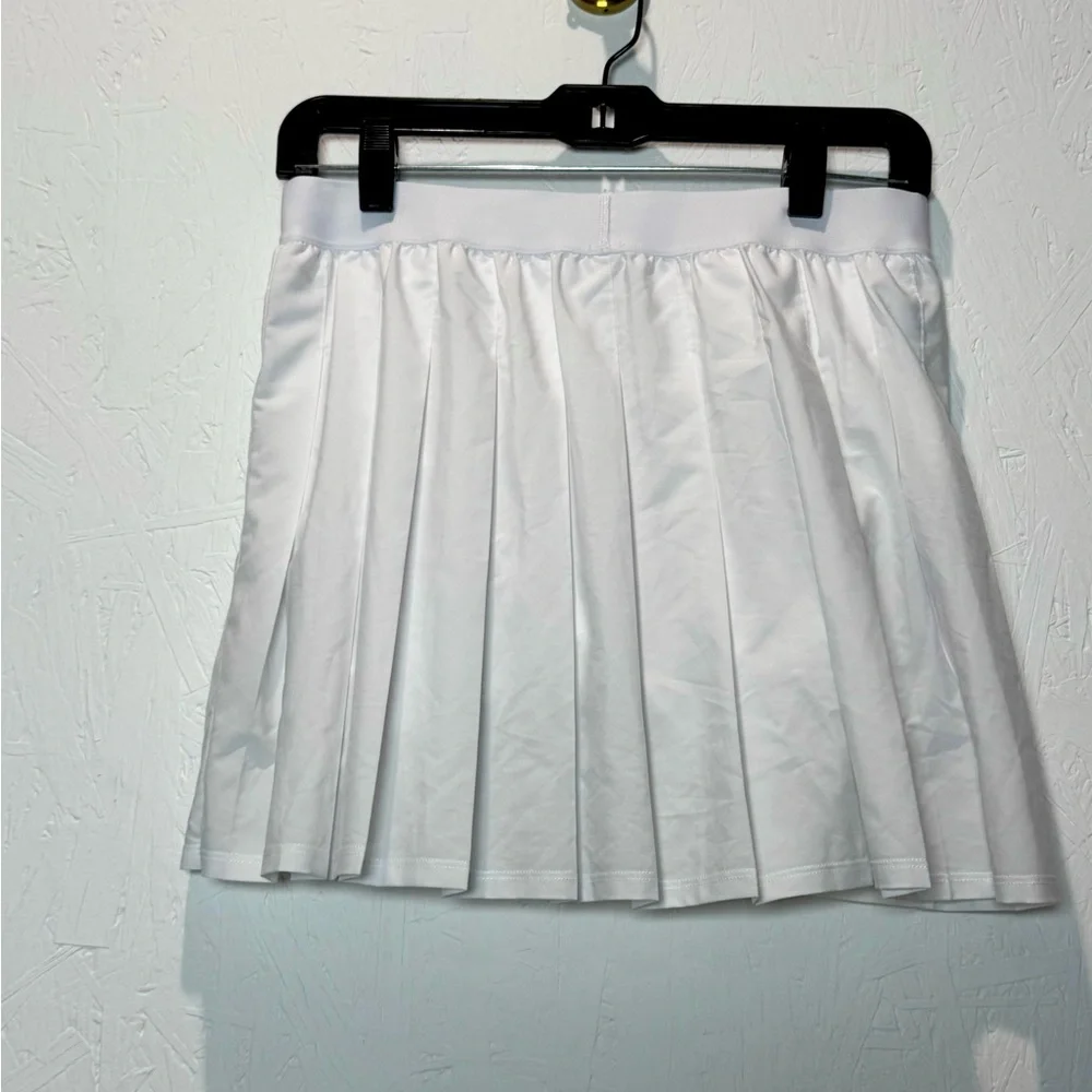 ALO Yoga White Pleated Athletic Skirt